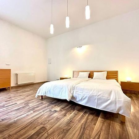 Michalska Residence 2 บราติสลาวา ภายนอก รูปภาพ